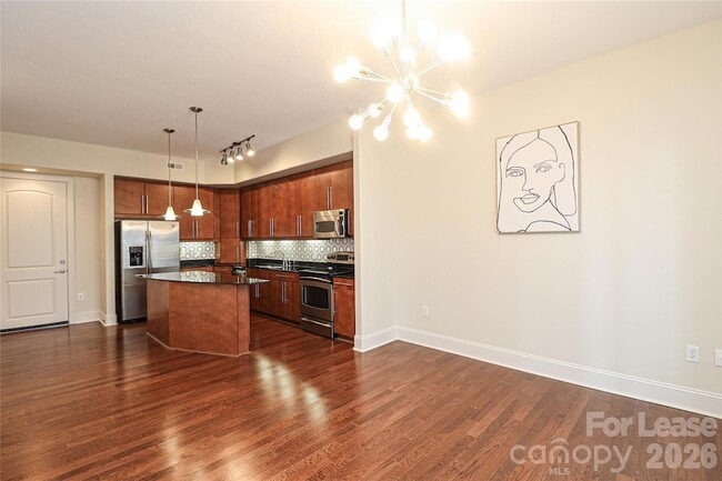 Building Photo - 4625 Piedmont Row Dr