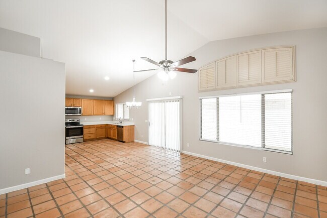Foto del edificio - 6102 S Ashley Dr