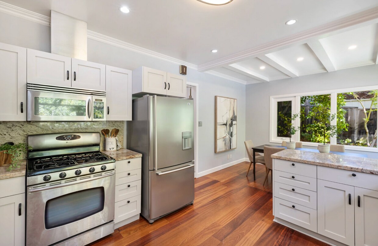 Foto del edificio - 25440 Crescent Ln
