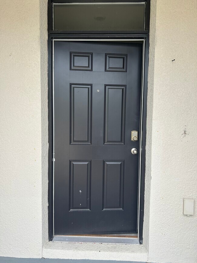Foto del edificio - 1387 Colt Creek Pl