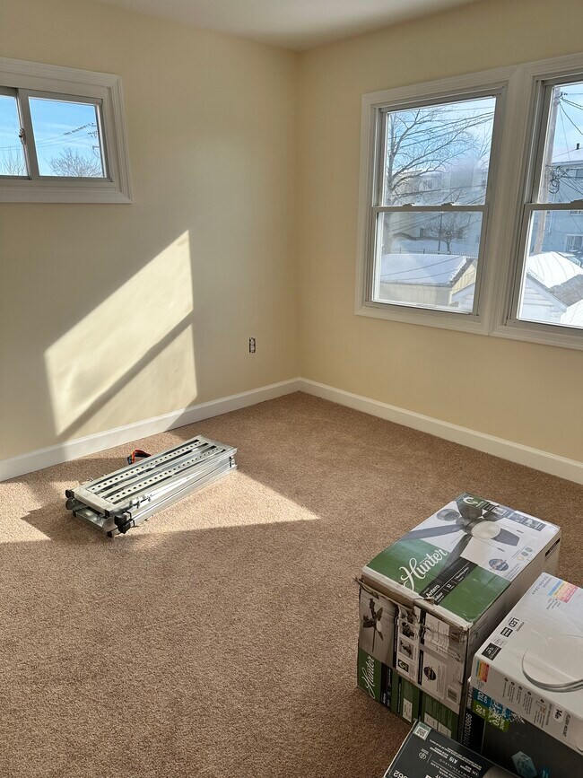 Building Photo - 2043 Larkhall Rd