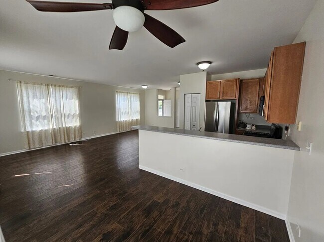 Foto del edificio - 1424 Prescott Dr