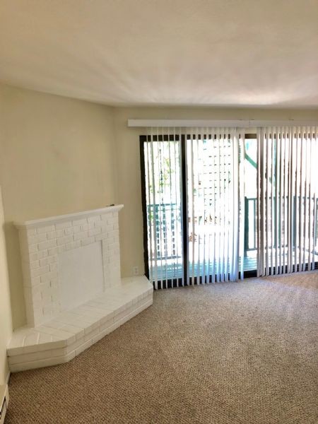 Building Photo - 30 Rosemont Pl