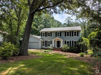 Building Photo - 220 Indian Hills Ct