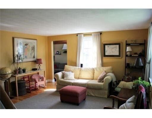 Building Photo - 24 Ferndale Rd