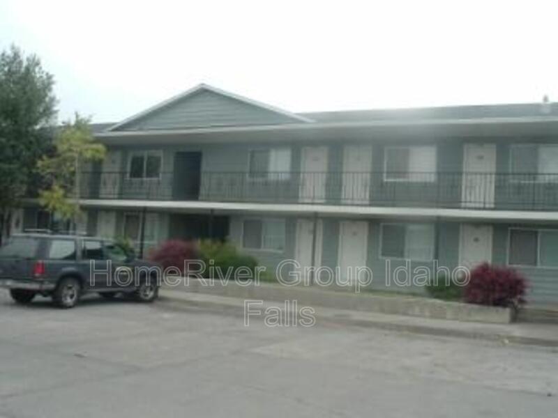 Foto principal - 2486 1st St