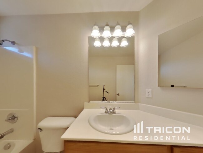 Building Photo - 3184 Puffin Circle Fairfield CA