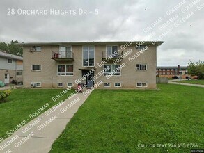 Building Photo - 28 Orchard Heights Dr