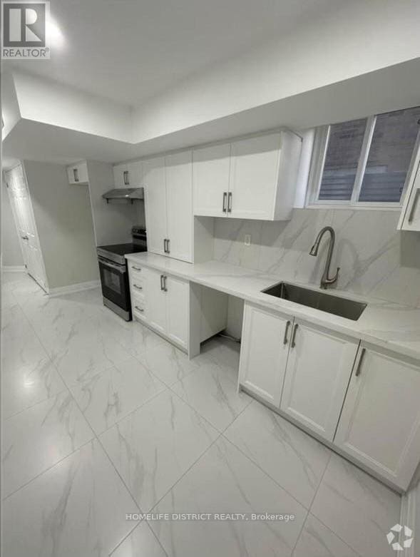 Building Photo - 51 Sharpe Cres