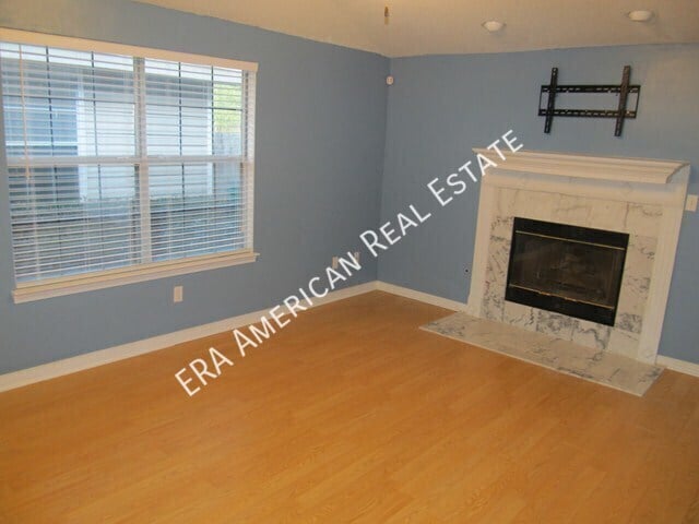 Foto del edificio - 905 Piedmont Pl