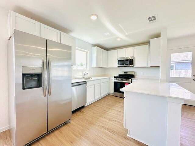Foto del edificio - 2711 Pheasant Hl Ct