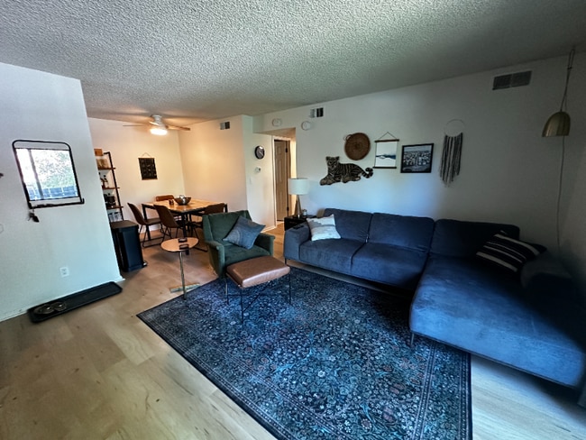 Building Photo - 3250 O'Neal Cir