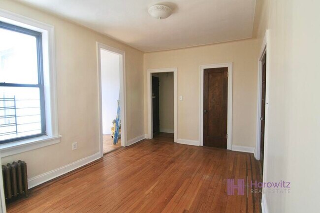 Building Photo - 34-18 33rd St