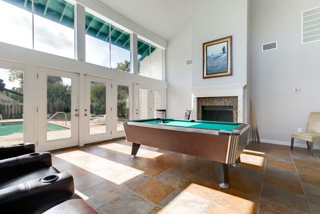 Foto del edificio - 2223 Cobblestone Ln