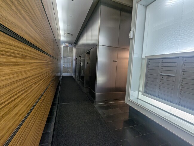 Foto del edificio - 659 W Randolph St