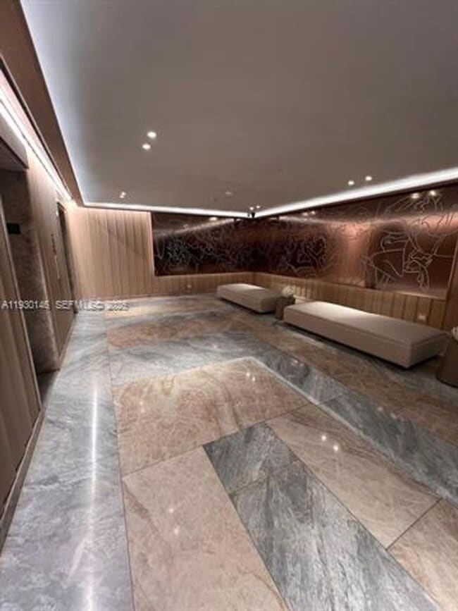 Foto del edificio - 1395 Brickell Ave