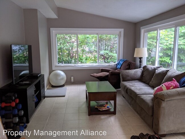 Building Photo - 3 br, 2 bath House - 208 Rugby Road
