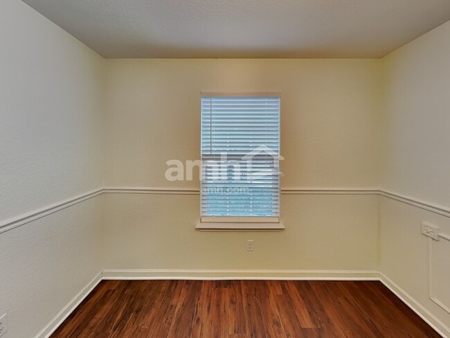 Building Photo - 2417 York Bend