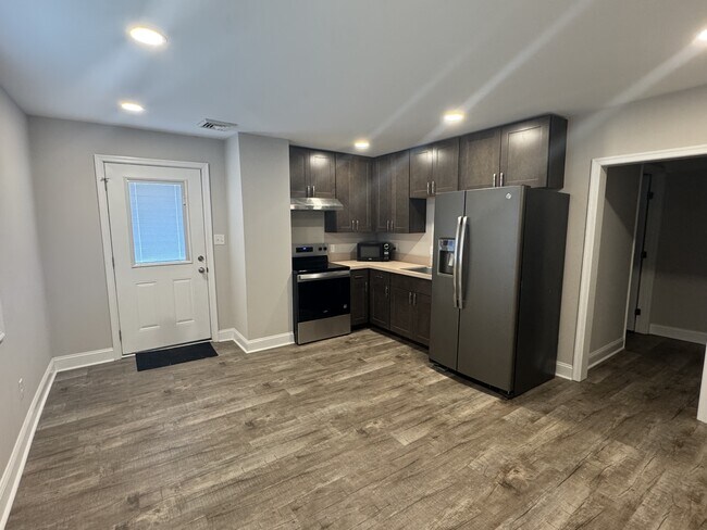 Foto del edificio - 1389 Rising Sun Rd