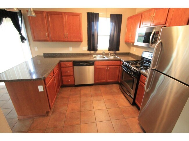 Foto del edificio - 1078 122nd Ave NW