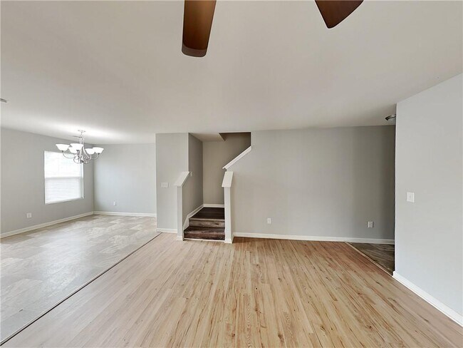 Building Photo - 1574 Leonard St
