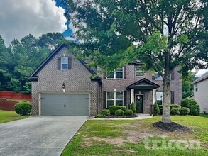 Building Photo - 2921 Canyon Glen Way