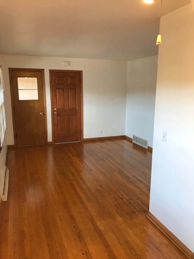 Foto del edificio - 519 Glenwood Dr