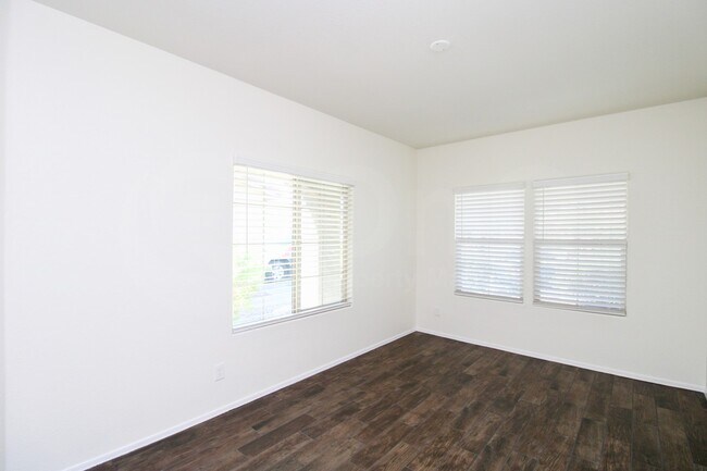 Foto del edificio - 2315 E Runaway Bay Pl