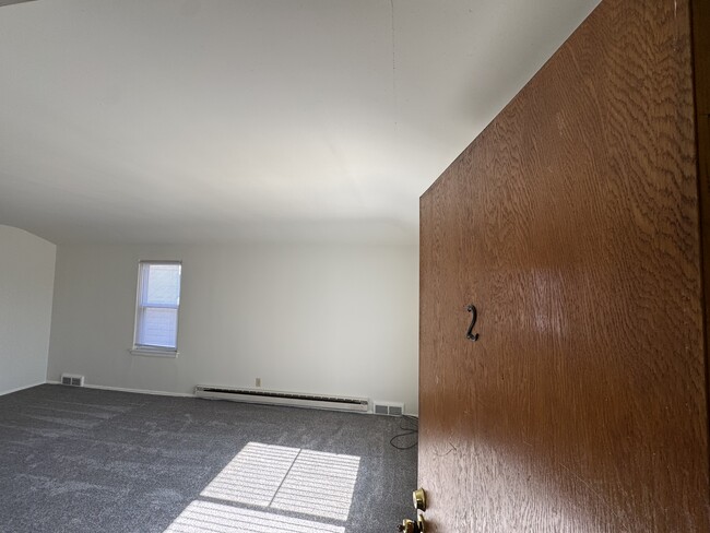 Building Photo - 1718 Goff Ave