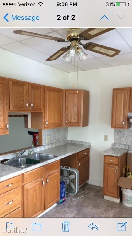 Foto del edificio - 3 br, 1 bath Apartment - 133 N 5th St