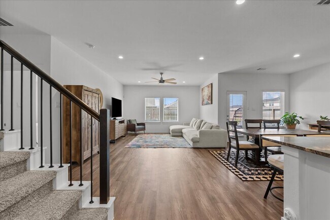 Foto del edificio - 3109 Magnolia Pass Ln
