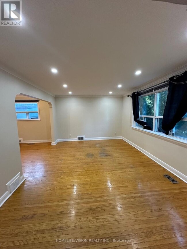 Building Photo - 34 Inniswood Dr