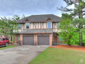 Building Photo - 2874 Muzzy St