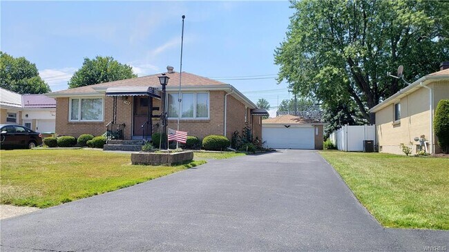 Building Photo - 106 Homeworth Pkwy