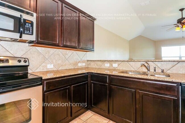 Building Photo - 1208 Geddes Ct