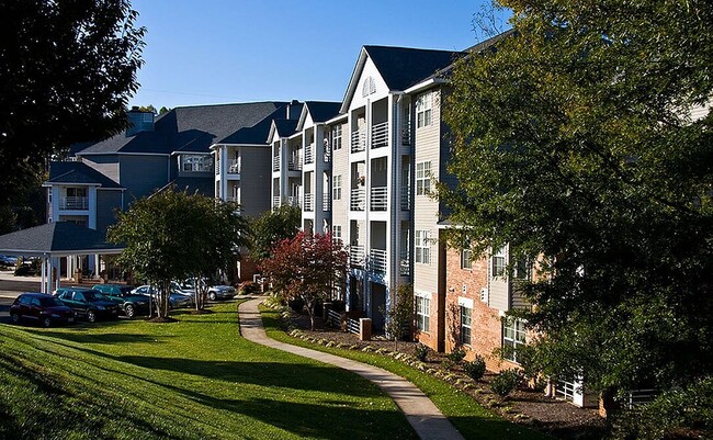 Exterior View - Kings Reserve Sterling 55+ Active Adult Apartment Homes