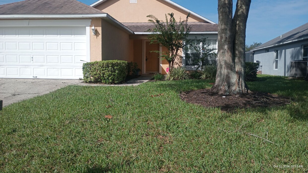 Foto principal - Davenport Gated 3 Bedroom Pool Home