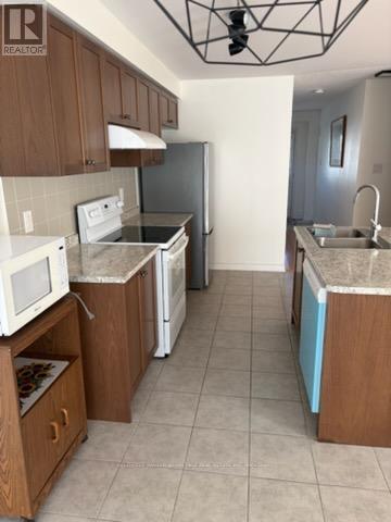 Building Photo - 7744 Shadbush Ln