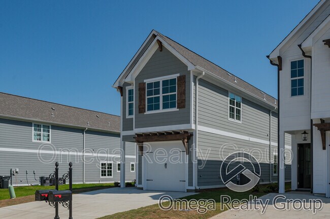 Foto del edificio - 191 Creek Run Way