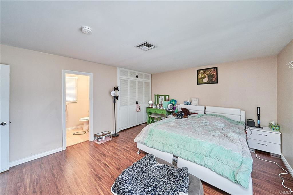 Primary Photo - 17167 Index St