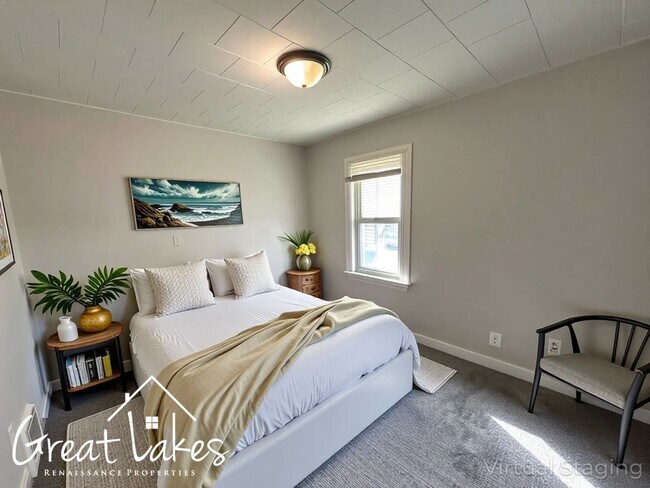 Foto del edificio - Charming 2 Bedroom 1 Bathroom now availabl...