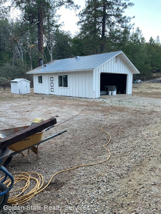 Building Photo - 3 br, 1 bath House - 15706 You Bet Rd