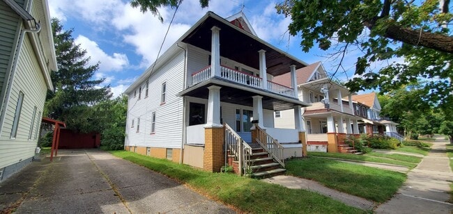 Building Photo - 3286-3288 W 94th St, Cleveland, OH 44102