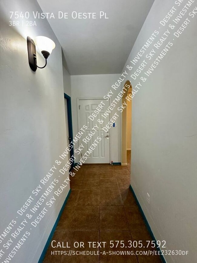 Foto del edificio - 7540 Vista de Oeste Pl