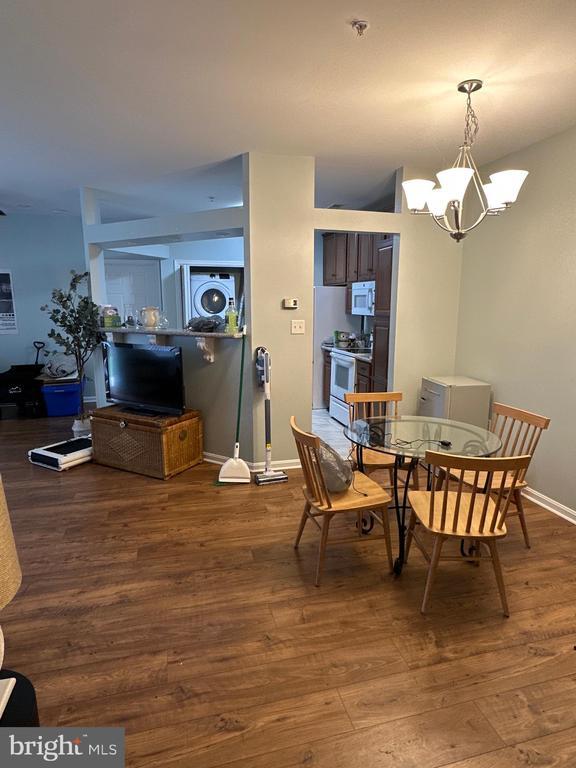 Foto del edificio - 8206 Blue Heron Dr