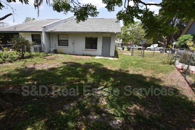 Foto del edificio - 1014 Harden Ct
