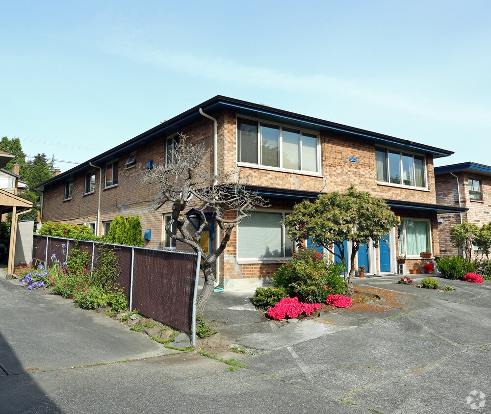 Foto del edificio - 4259 Gilman Ave W