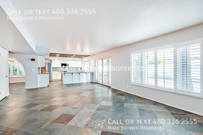 Foto del edificio - 1613 E Weathervane Ln