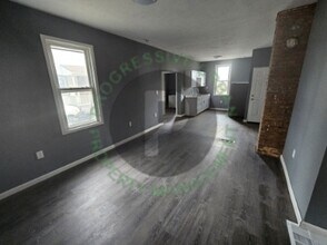 Building Photo - 7040 Roy Ave
