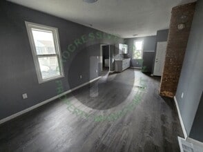Building Photo - 7040 Roy Ave